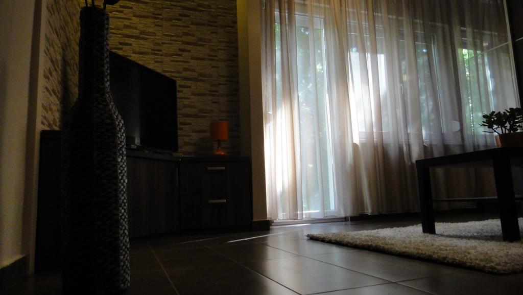 Mgtels Apartman - With Private Parking Budapeşte Dış mekan fotoğraf